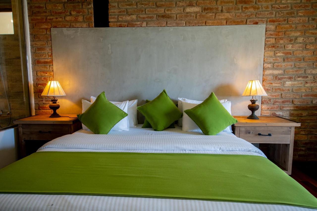 The Plains Green Ambawela Exterior photo